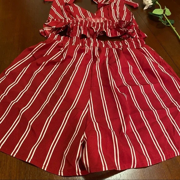 COPY - SHEIN red striped shorts set size M, NWOT 🤎 - Picture 11 of 15
